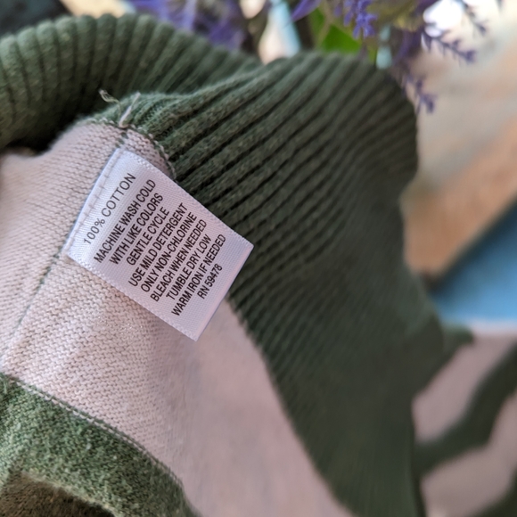 Between you and me top - Picture 3 of 9